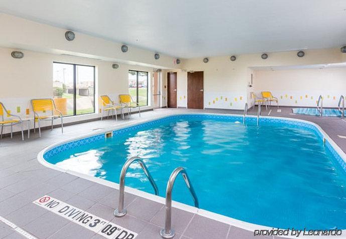 Fairfield Inn & Suites Victoria Εξωτερικό φωτογραφία